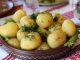 Mięso, ser żółty, ziemniaki… - czyli co i jak jadają Polacy?